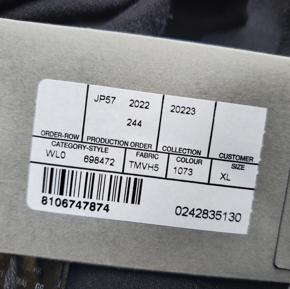 NWT$895 BALENCIAGA Fashion Institute Fitted Long Sleeve T-Shirt Top Sz XL - Picture 7 of 16